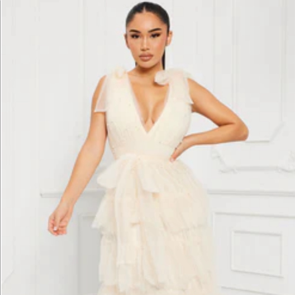 Nwt - Tulle W/ Pearls Fashion Nova
